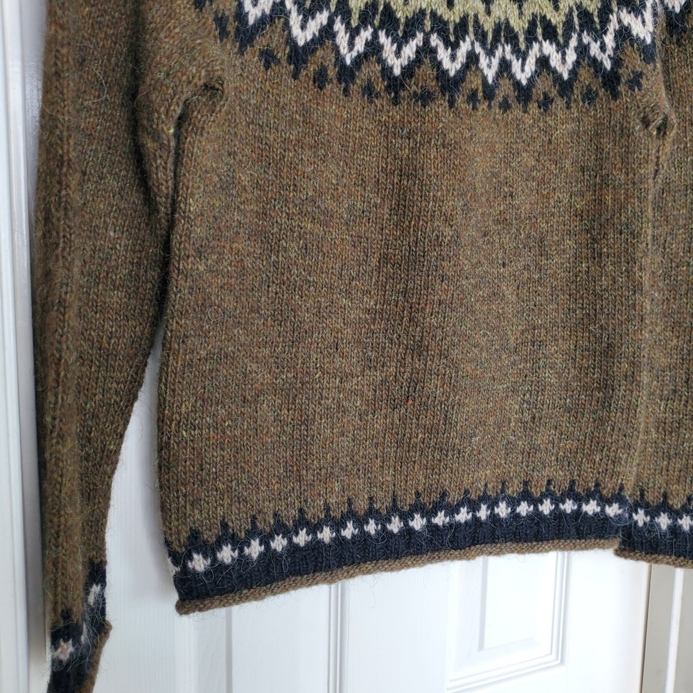Icelandic Store Riddari 100% Icelandic Wool Fair Isle Lopapeysa Sweater Green - Picture 4 of 12
